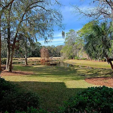 Colonnade Club 181 Villa